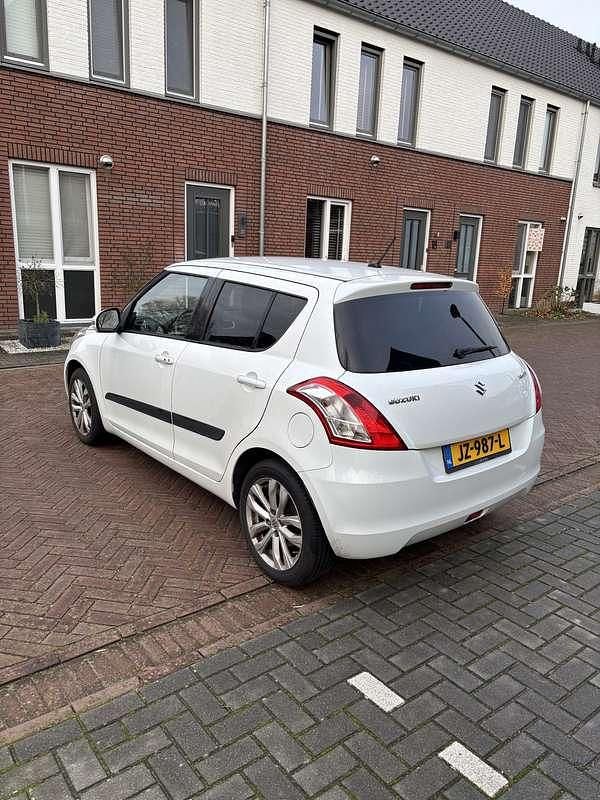 Occasion Suzuki Swift Comfort 94 PK (69 kW) 2015 Wit Hatchback