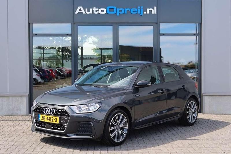 Grijs Gebruikt 2019 Audi A1 Hatchback | € 21.945 (Goede deal) - Afbeelding 1/4