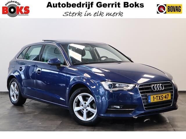 Occasion Audi A3 Sportback Ambiente 122 PK (89 kW) 2014 Blauw (metallic) Hatchback