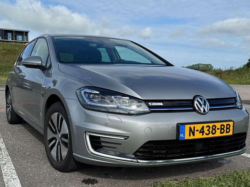 Zilver Gebruikt 2020 VW e-Golf Edition Hatchback | € 11.980 (Super prijs) - Afbeelding 1/4