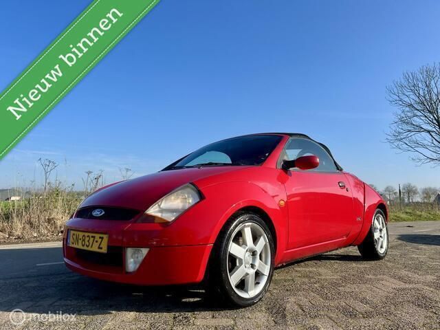 Rood Gebruikt 2004 Ford StreetKa Futura Cabriolet | € 1.795 (Eerlijke prijs) - Afbeelding 1/4