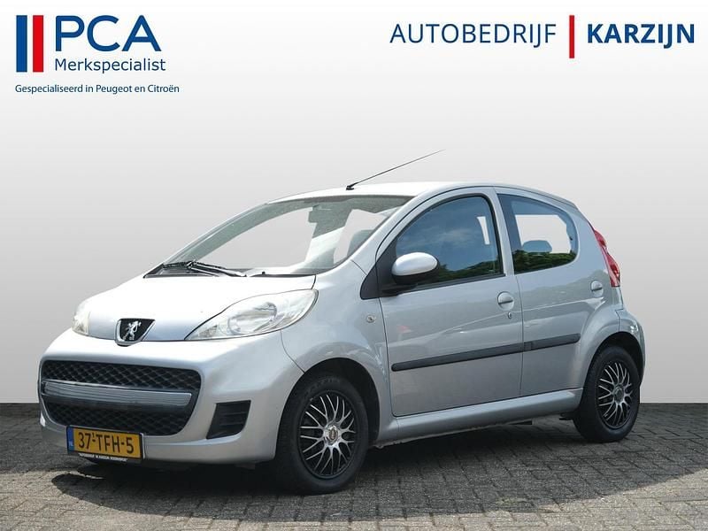 Grijs Gebruikt 2012 Peugeot 107 Hatchback | € 5.950 (Iets duurder) - Afbeelding 1/4