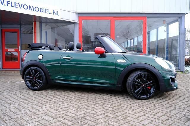 Occasion Mini John Cooper Works Cabriolet Business 192 PK (141 kW) 2016 Groen Cabriolet