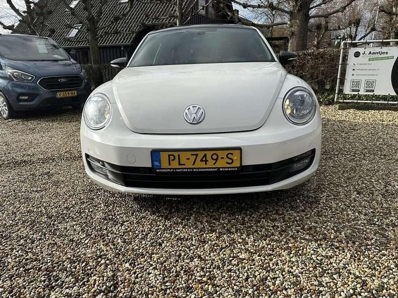 Occasion VW Beetle Trendline 105 PK (77 kW) 2013 Wit Hatchback
