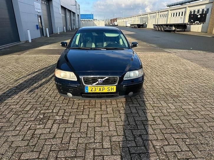 Occasion 2007 Volvo S60 Sedan | € 1.550 (Iets duurder) - Afbeelding 1/4