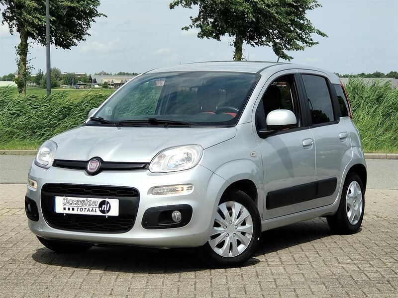 Grijs Gebruikt 2014 Fiat Panda Lounge Hatchback | € 5.950 (Eerlijke prijs) - Afbeelding 1/4