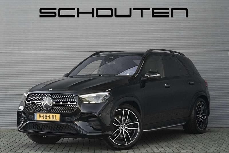 Zwart Gebruikt 2024 Mercedes GLE450 AMG AMG Van | € 109.900 - Afbeelding 1/4