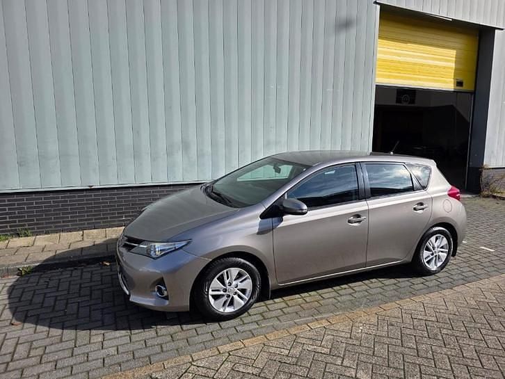 Gebruikt 2013 Toyota Auris | € 10.950 (Goede deal) - Afbeelding 1/1