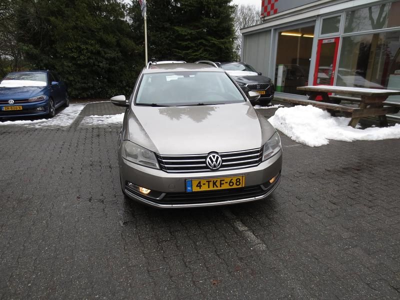 Occasion VW Passat Comfortline 123 PK (90 kW) 2014 Bruin Stationwagen