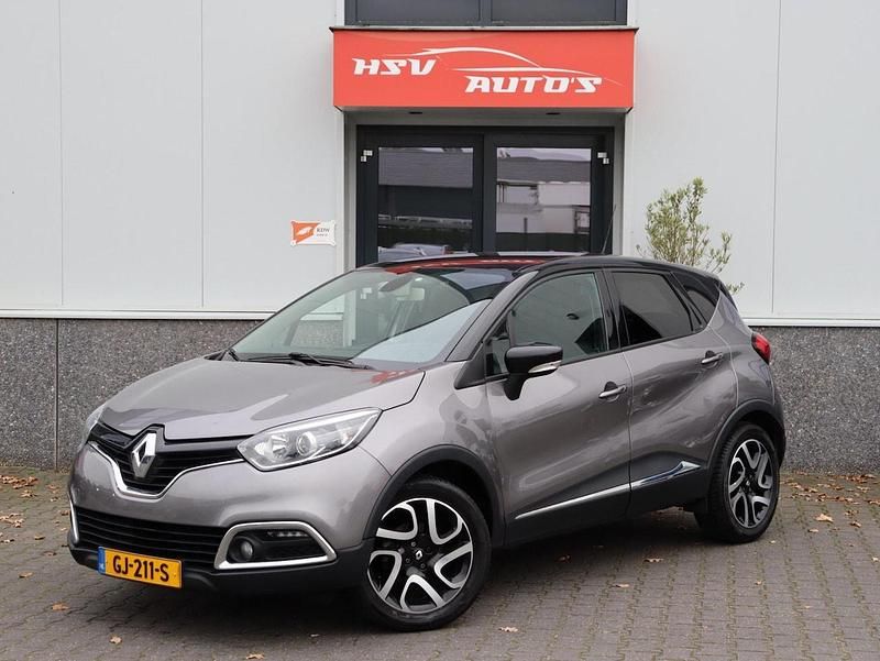 Grijs Gebruikt 2015 Renault Captur Dynamique SUV | € 7.650 (Eerlijke prijs) - Afbeelding 1/3