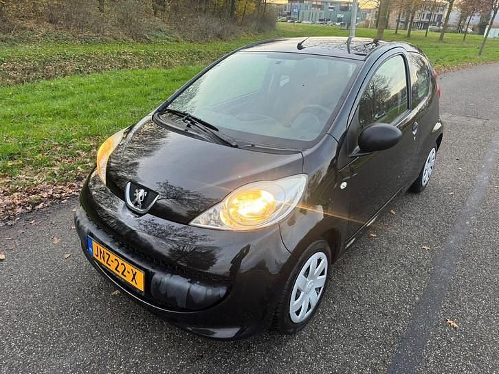Gebruikt 2007 Peugeot 107 Hatchback | € 1.549 (Goede deal) - Afbeelding 1/4