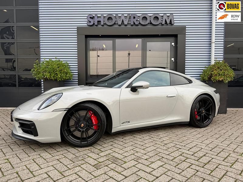 Grijs Gebruikt 2022 Porsche 911 Carrera GTS Sport Coupé | € 185.895 (Iets duurder) - Afbeelding 1/4