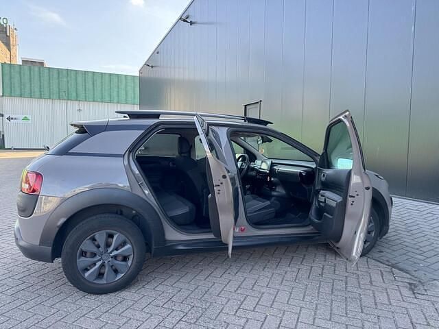 Occasion Citroën C4 Shine 99 PK (72 kW) 2014 Bruin SUV