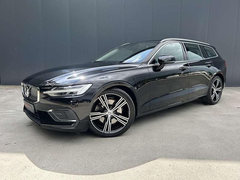 Zwart, metallic lak Gebruikt 2020 Volvo V60 Inscription Stationwagen | € 26.900 (Super prijs) - Afbeelding 1/4