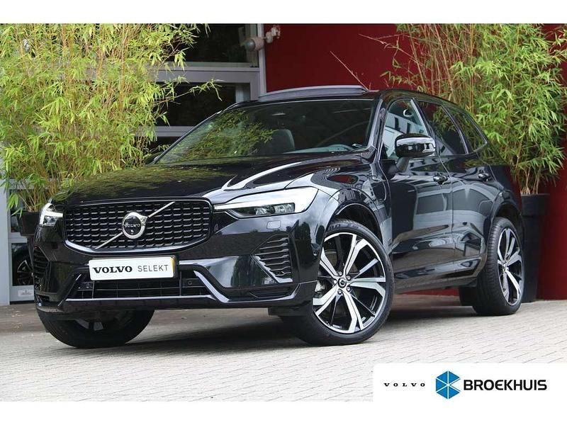 Zwart Gebruikt 2024 Volvo XC60 Plus SUV | € 59.900 (Eerlijke prijs) - Afbeelding 1/4