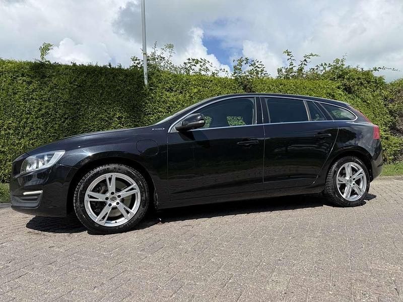 Zwart Gebruikt 2015 Volvo V60 Stationwagen | € 7.200 (Super prijs) - Afbeelding 1/4