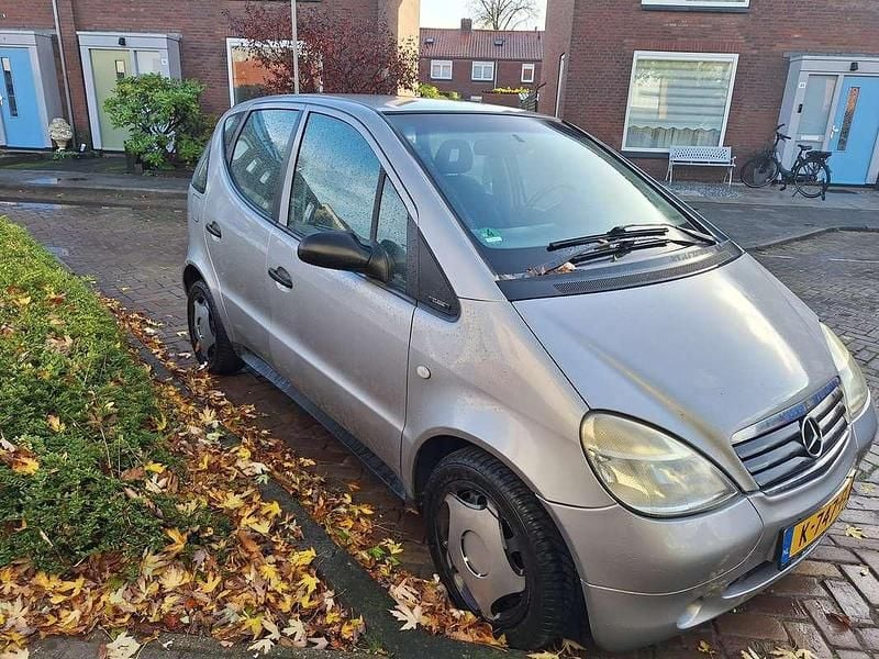 Gebruikt 2000 Mercedes A140 Elegance Stationwagen | € 1.100 - Afbeelding 1/4