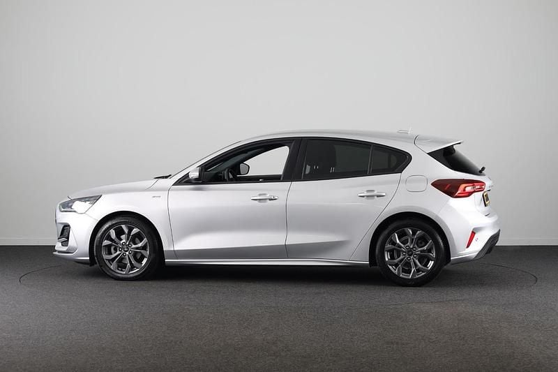 Occasion Ford Focus ST-Line X 2025 Grijs Hatchback