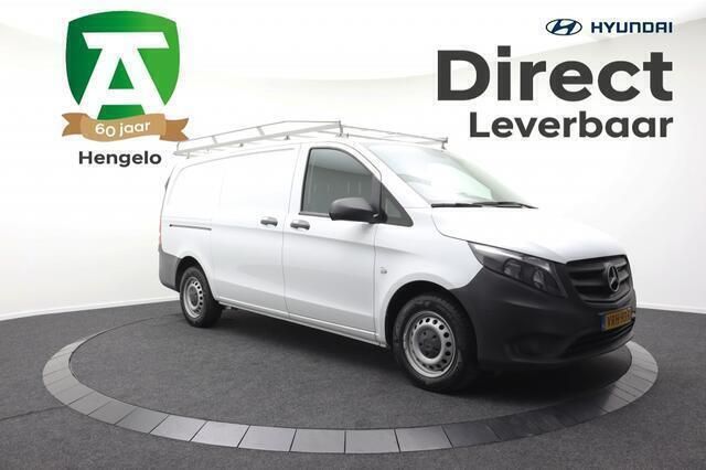 Wit Gebruikt 2022 Mercedes Vito MPV | € 28.950 (Duur) - Afbeelding 1/4