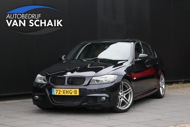Zwart Gebruikt 2012 BMW 325 Sport Line Sedan | € 14.950 (Eerlijke prijs) - Afbeelding 1/4