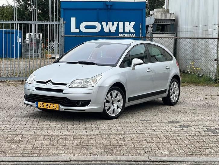 Gebruikt 2005 Citroën C4 | € 2.199 - Afbeelding 1/4