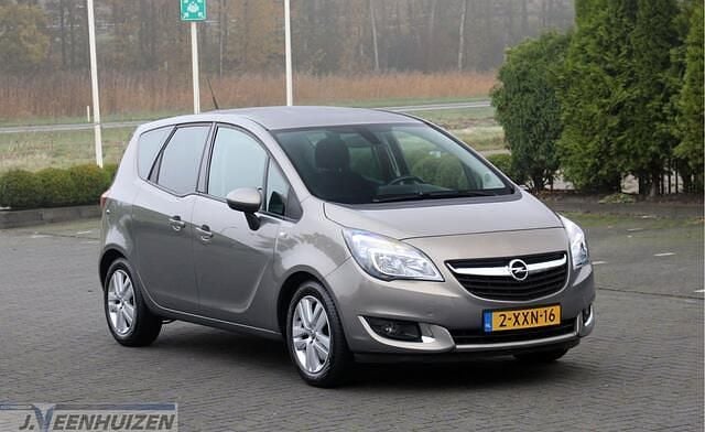 Bruin Gebruikt 2014 Opel Meriva Design Edition MPV | € 5.999 (Goede deal) - Afbeelding 1/4