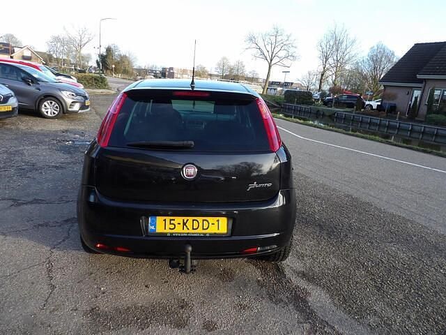 Occasion Fiat Grande Punto 78 PK (57 kW) 2009 Zwart Hatchback