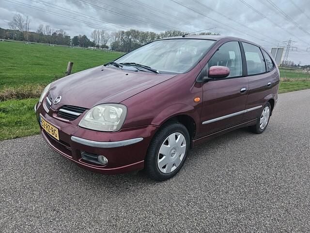 Rood Gebruikt 2005 Nissan Almera Tino Acenta MPV | € 1.500 (Goede deal) - Afbeelding 1/4