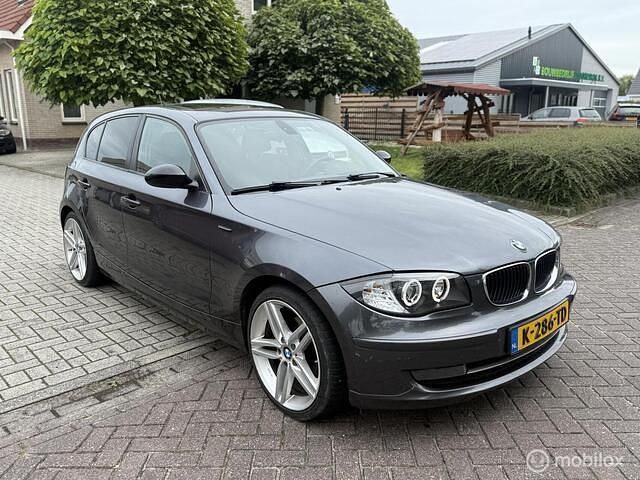 Grijs Gebruikt 2008 BMW 118 Hatchback | € 975 (Super prijs) - Afbeelding 1/4