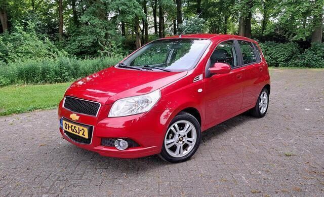 Rood Gebruikt 2008 Chevrolet Aveo LS Hatchback | € 1.849 (Goede deal) - Afbeelding 1/4