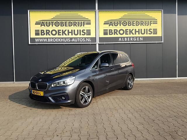 Occasion BMW 218 Executive 136 PK (100 kW) 2017 Grijs (metallic) Stationwagen