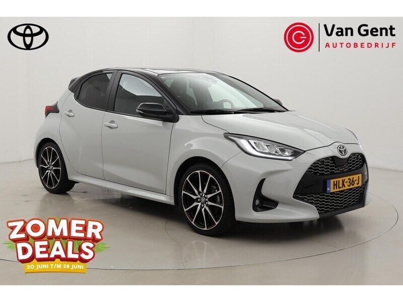 Grijs Gebruikt 2023 Toyota Yaris Sport Hatchback | € 27.999 (Eerlijke prijs) - Afbeelding 1/4