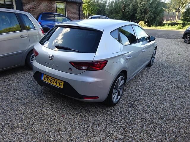 Occasion Seat Leon CONNECT 150 PK (110 kW) 2016 Grijs Hatchback