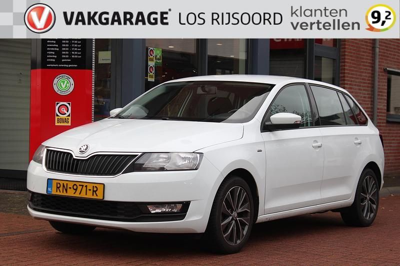 Wit Gebruikt 2018 Skoda Rapid Drive Stationwagen | € 13.295 (Eerlijke prijs) - Afbeelding 1/4