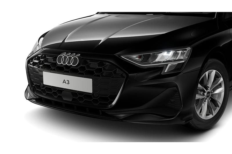 Nieuw Audi A3 Sportback e-tron Advanced 2026 Briljantzwart Hatchback