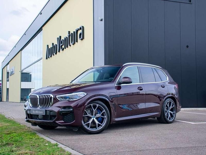 Paars Gebruikt 2022 BMW X5 Executive SUV | € 71.950 (Goede deal) - Afbeelding 1/4