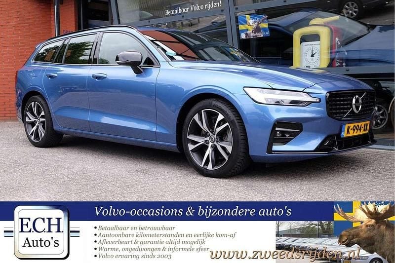 Blauw Gebruikt 2021 Volvo V60 R-Design Stationwagen | € 27.950 (Iets duurder) - Afbeelding 1/4