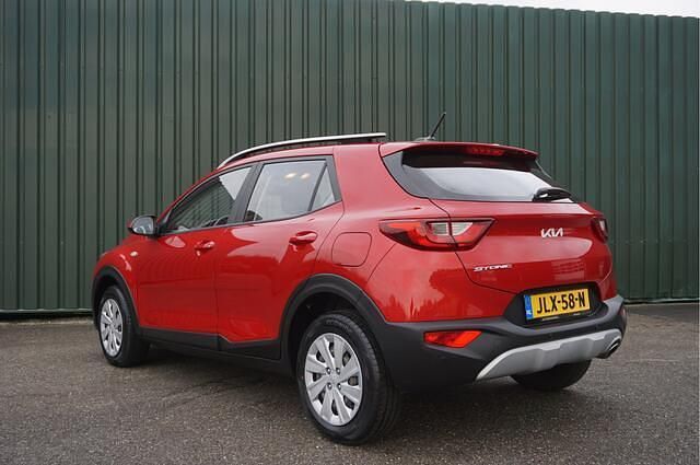 Occasion Kia Stonic Comfort 83 PK (61 kW) 2022 Rood (metallic) SUV
