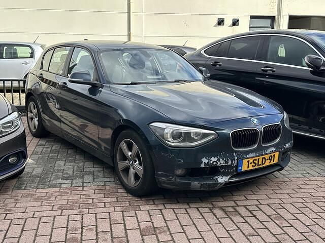 Blauw Gebruikt 2013 BMW 116 Executive Hatchback | € 4.900 (Iets duurder) - Afbeelding 1/4