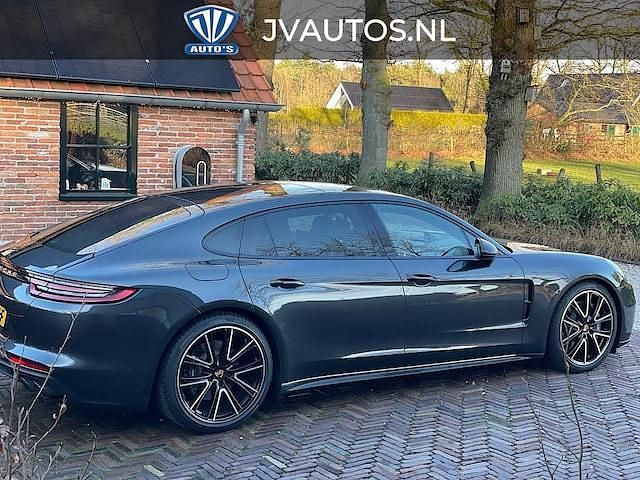 Occasion Porsche Panamera Executive 330 PK (242 kW) 2017 Grijs Hatchback