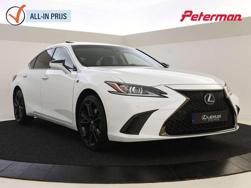 Wit Gebruikt 2024 Lexus ES300 Sport Design Packet Sedan | € 49.899 (Super prijs) - Afbeelding 1/4