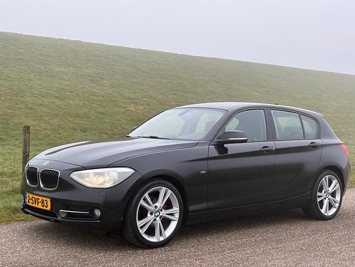 Occasion 2013 BMW 116 Sport Line Hatchback | € 4.995 (Super prijs) - Afbeelding 1/4
