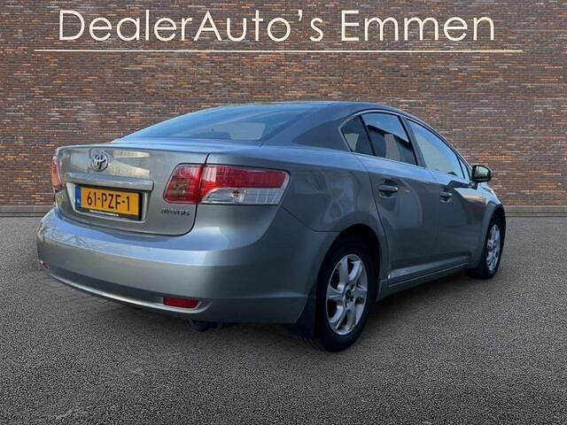 Occasion Toyota Avensis 132 PK (97 kW) 2011 Grijs Sedan