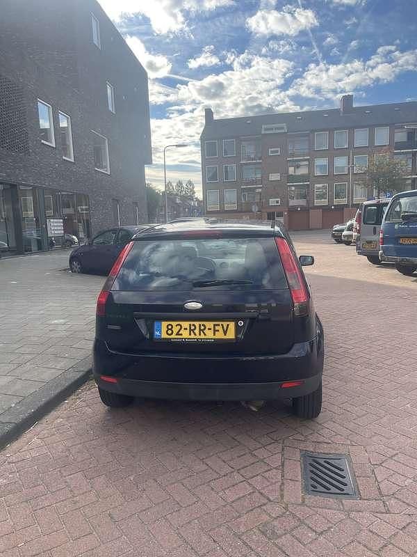 Occasion Ford Fiesta Style 69 PK (50 kW) 2005 Blauw Hatchback