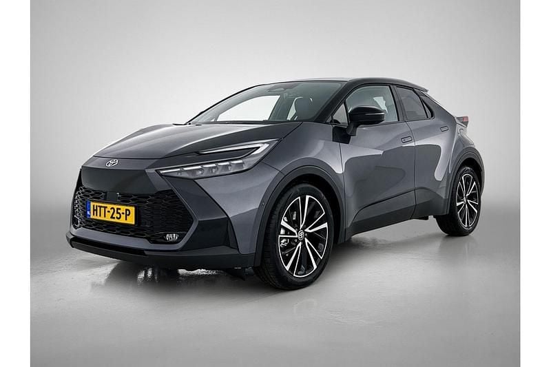 Gebruikt 2025 Toyota C-HR Executive SUV | € 43.945 - Afbeelding 1/1