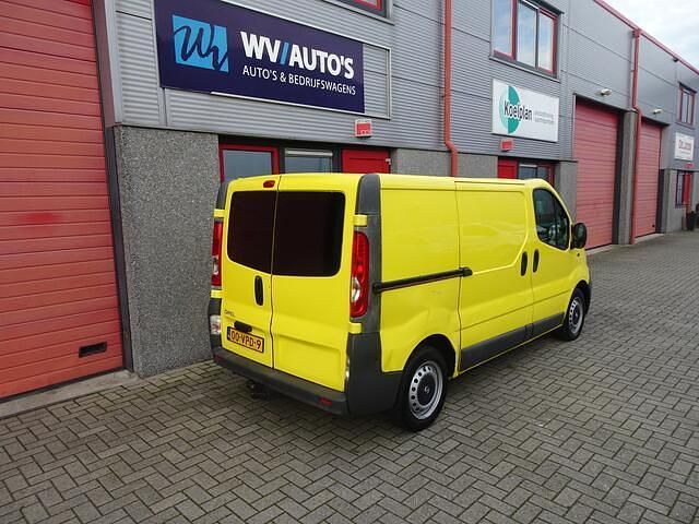 Occasion Opel Vivaro 90 PK (66 kW) 2008 Geel MPV