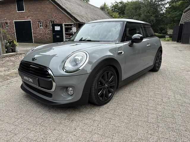 Grijs Gebruikt 2016 Mini ONE Hatchback | € 11.650 (Iets duurder) - Afbeelding 1/4