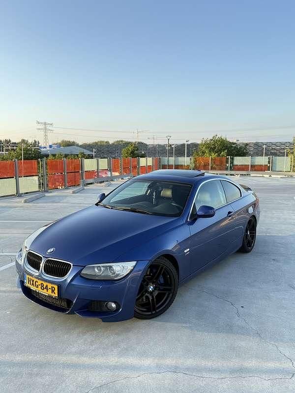 Blauw Gebruikt 2011 BMW 335 Coupé | € 18.950 (Iets duurder) - Afbeelding 1/4