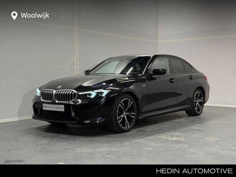 Zwart Gebruikt 2022 BMW 320 M Sport Sedan | € 41.880 (Duur) - Afbeelding 1/4