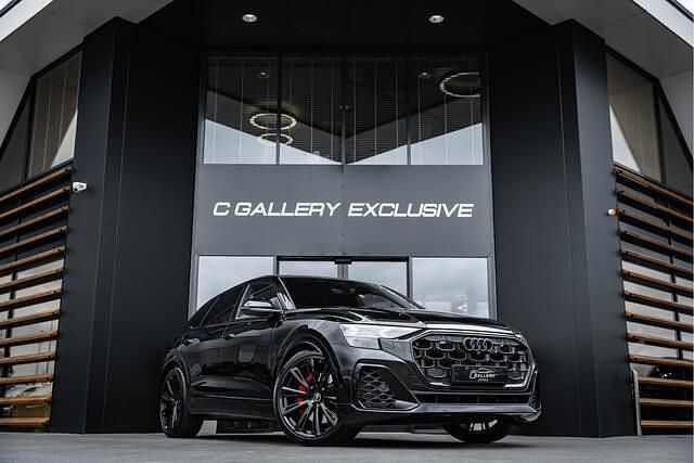 Zwart Gebruikt 2024 Audi Q8 Competition SUV | € 102.995 (Eerlijke prijs) - Afbeelding 1/4